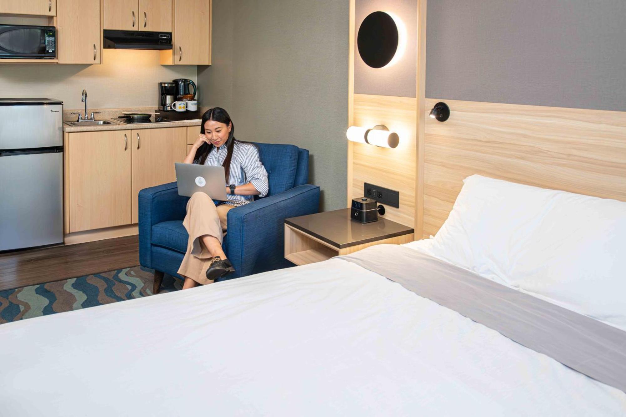 ריצ'מונד Accent Inns Vancouver Airport מראה חיצוני תמונה